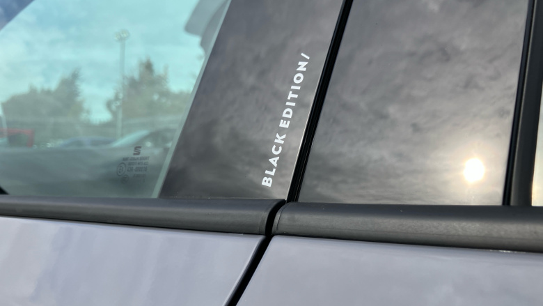 SEAT Arona 1.0 TSI 115 FR Black Edition 5dr Petrol Hatchback